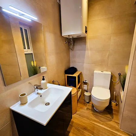 Delmar Coastal Retreat セント・ポールズ・ベイ